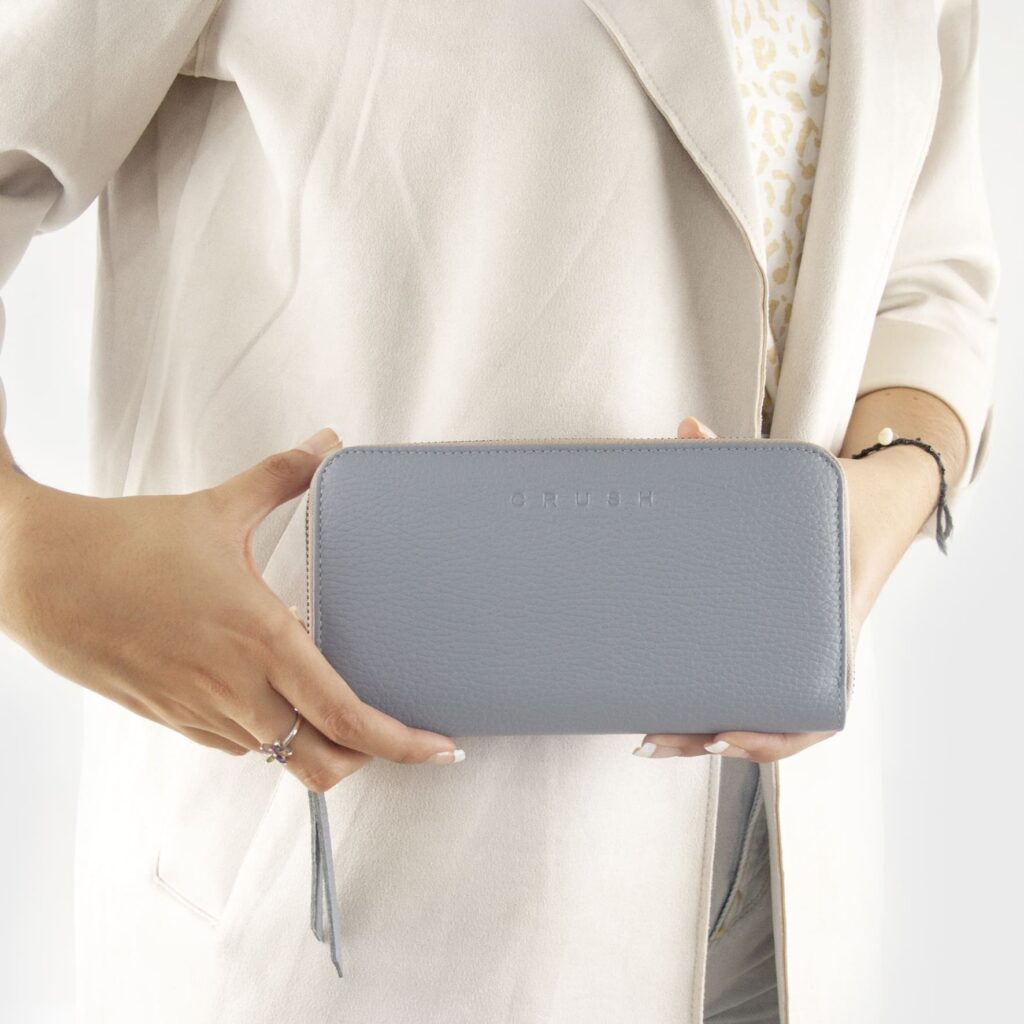leather purse - lavander purse