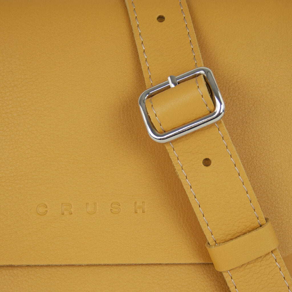 Joy Syna M - Leather Crossbody Bag - Golden