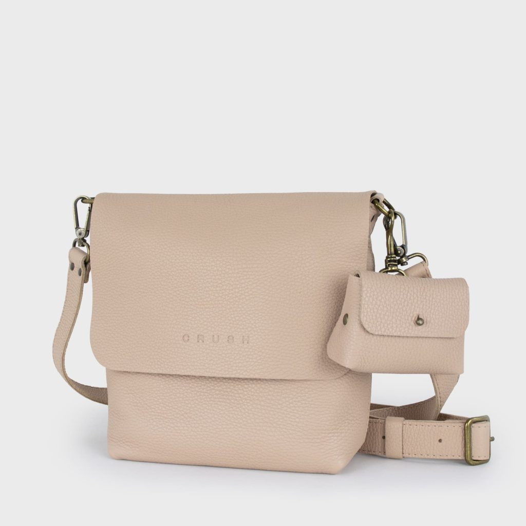 leather wallet - brown colour - leather bag