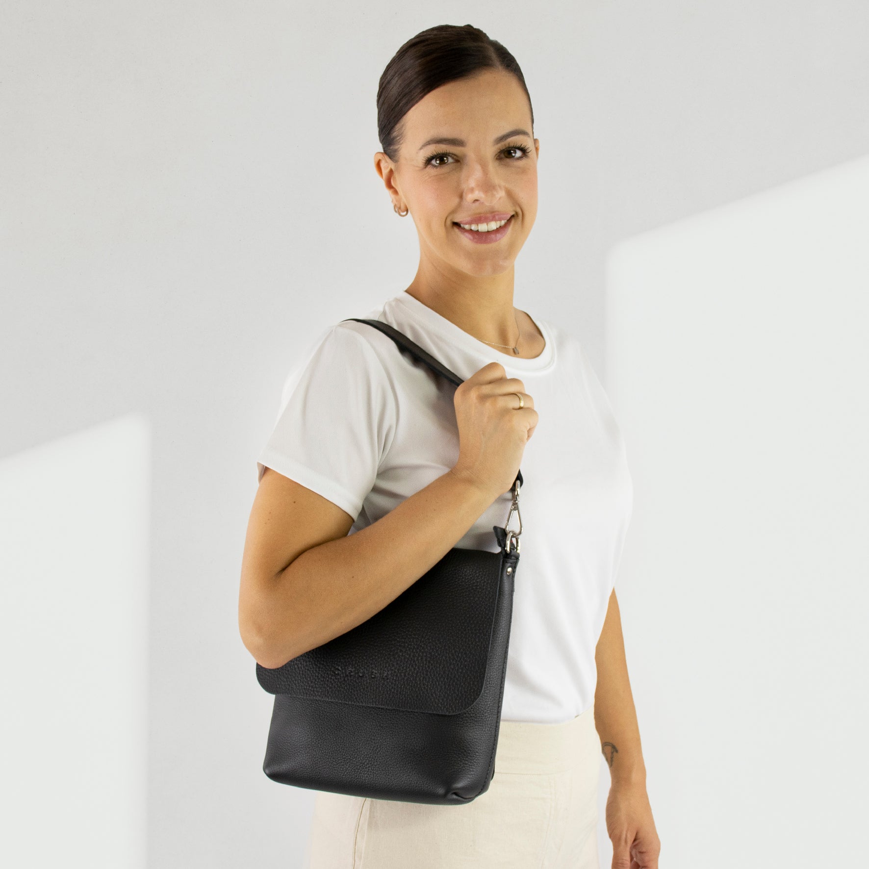 Leather Crossbody Bag Women M Black - Joy Syna