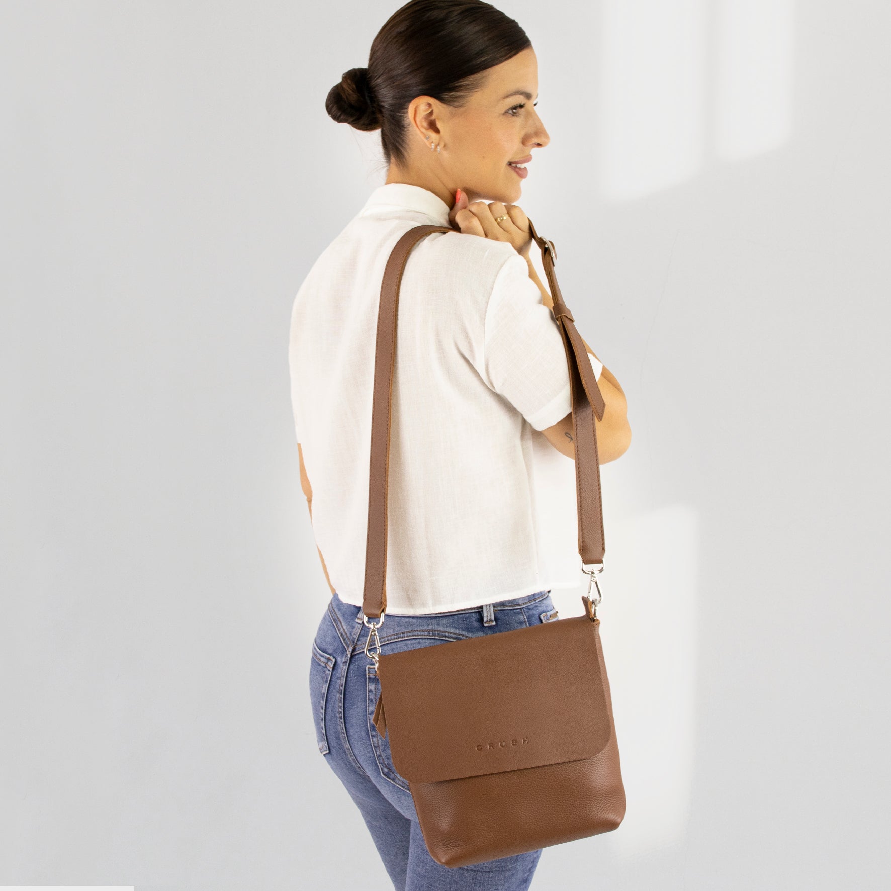 Leather Crossbody Bag Women Tan M - Joy Syna