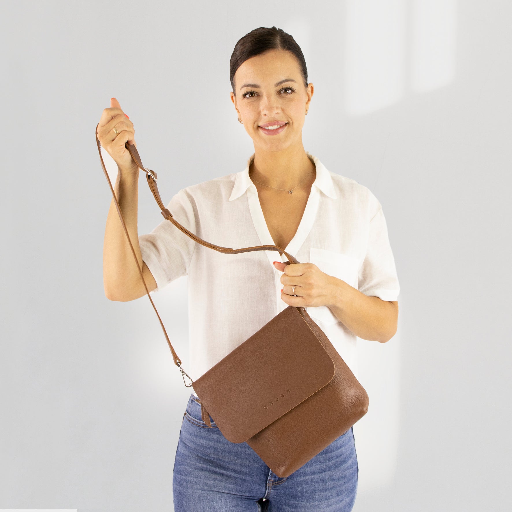 Leather Crossbody Bag Women Tan M - Joy Syna