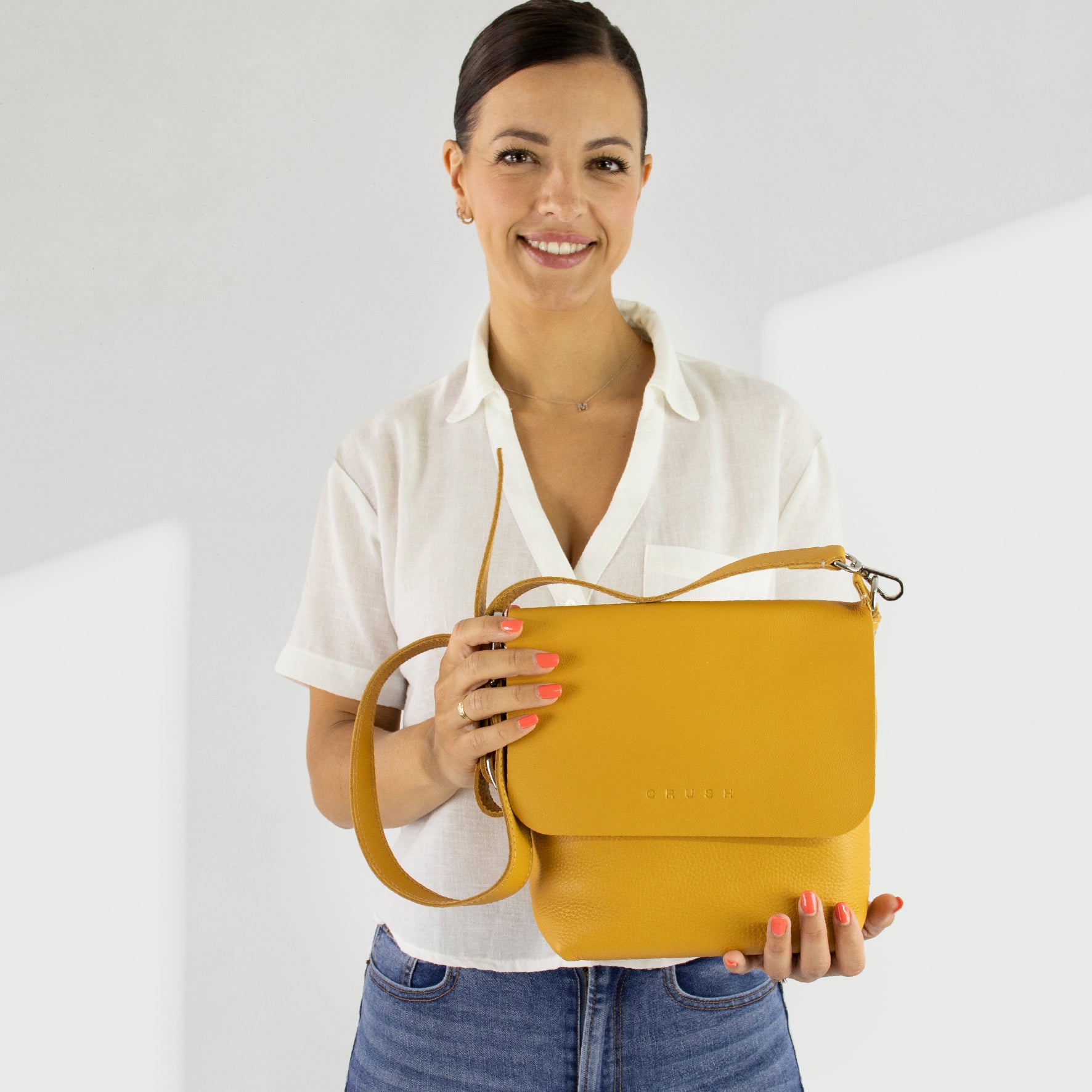 Bolso Bandolera De Cuero Mujer M Dorado - Joy Syna