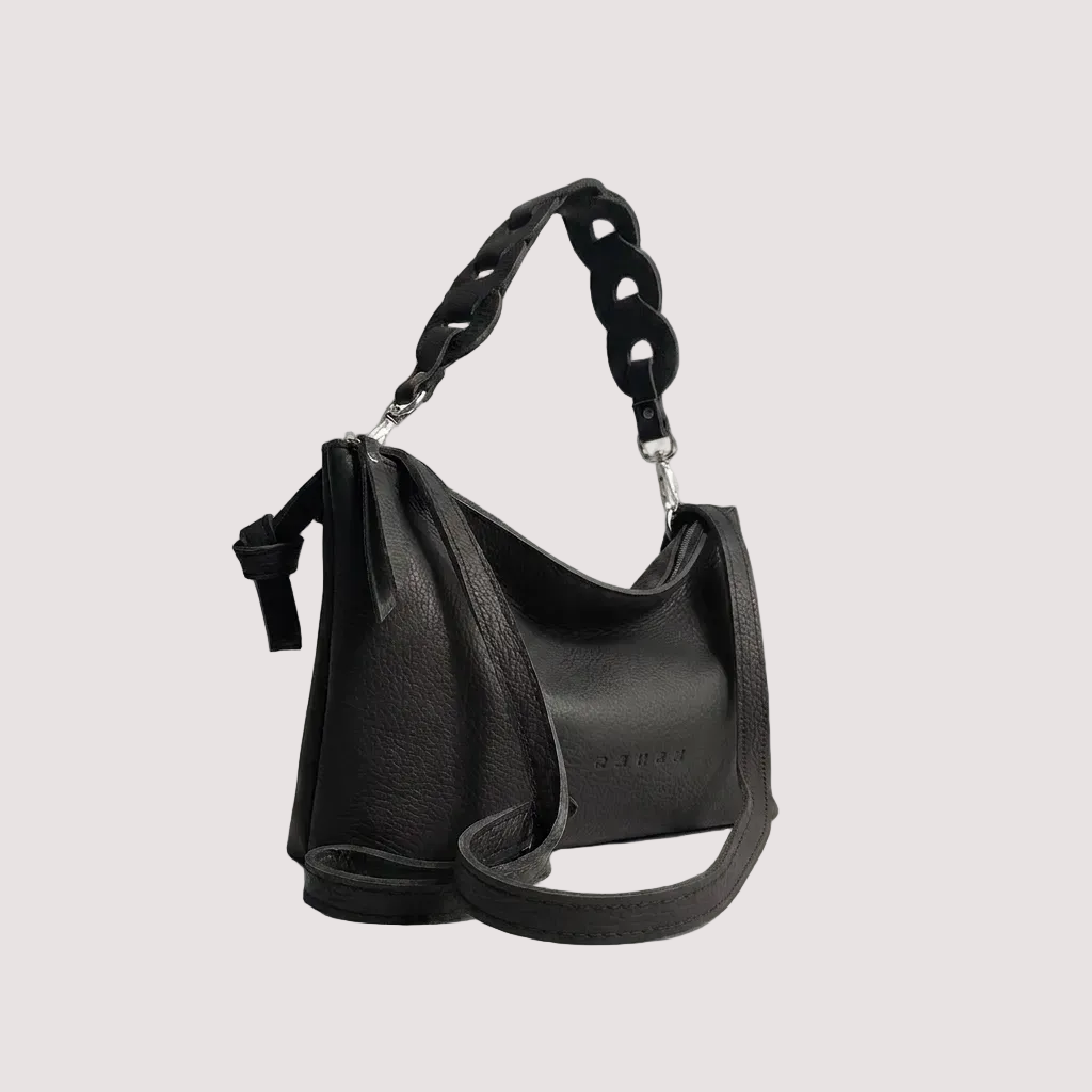 Aria - Black